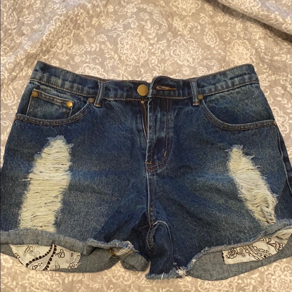 NEW Kittenish Bandana Pocket Denim Shorts
